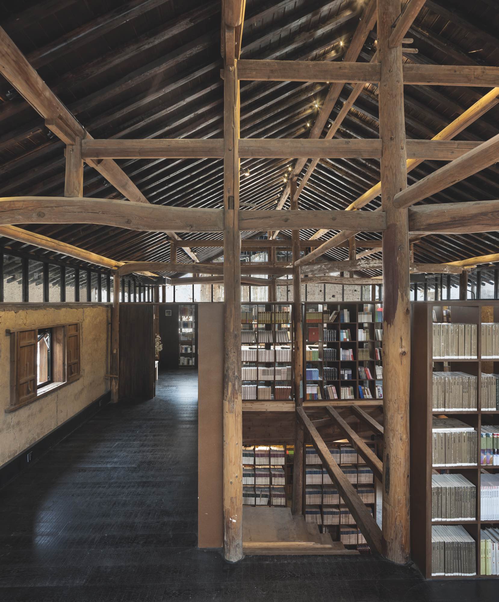 TOP 10 LIBRARIES OF THE YEAR: Avant-Garde Ruralation 全球風格圖書館 - 村莊院落讀書聲