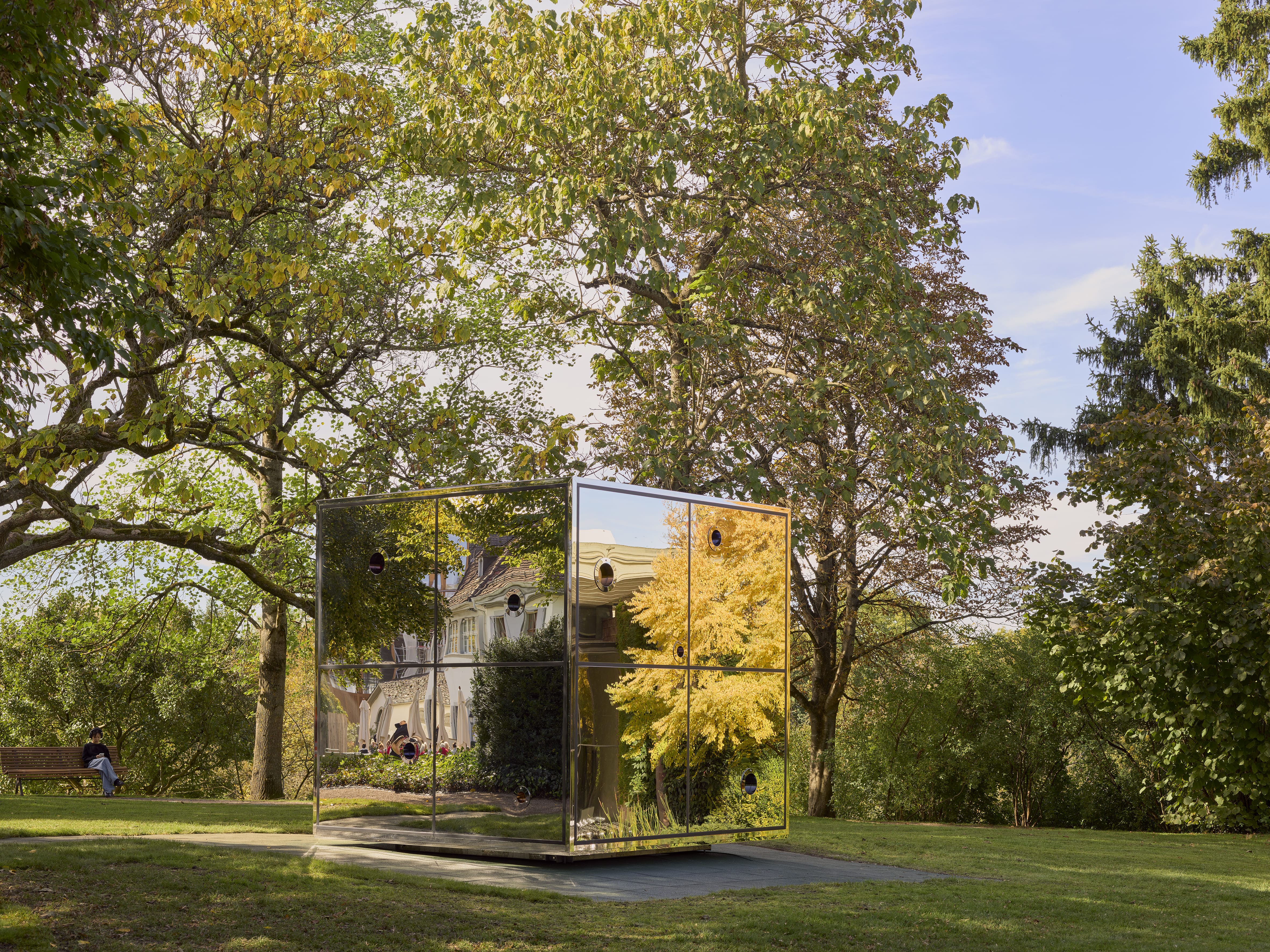 Infinity Mirrored Room, Illusion Inside the Heart 2025 © YAYOI KUSAMA. Photograph by Mark Niedermann